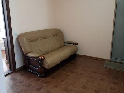 квартира по адресу Николая Винграновского ул., 2