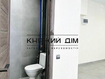 комерційна за адресою Михайла Максимовича вул. (Онуфрія Трутенка), 24