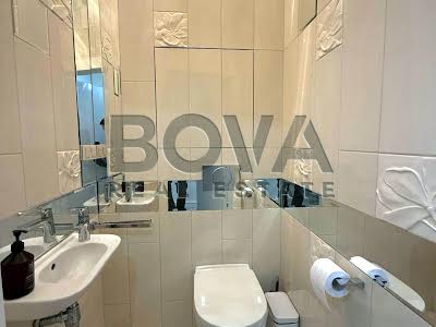 квартира за адресою Андрія Верхогляда вул. (Михайла Драгомирова), 16