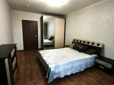 квартира за адресою Сергія Данченка вул., 1