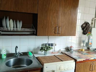 квартира за адресою Михайла Котельникова вул., 3