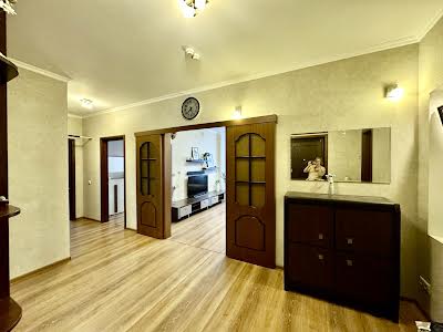 квартира за адресою Урлівська вул., 23а