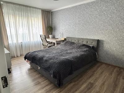 квартира по адресу Донецкая ул., 53