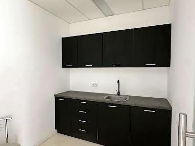 коммерческая по адресу Кловский спуск, 7a