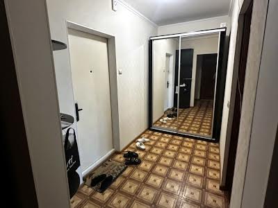 квартира за адресою Драгоманова вул., 12-А