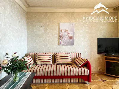 квартира по адресу Червоной Калины просп. (Владимира Маяковского), 24