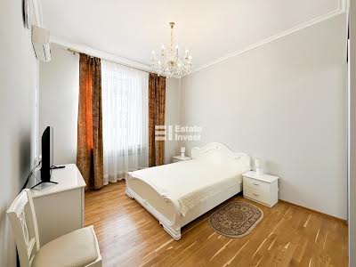 квартира за адресою Чернишевська вул., 15