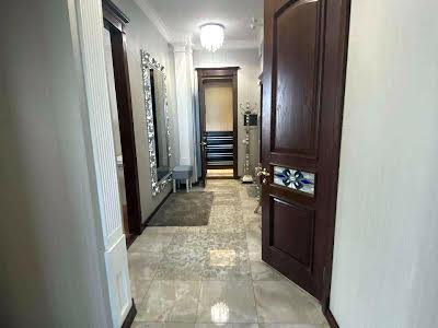 квартира за адресою Київ, Дмитрівська вул., 80