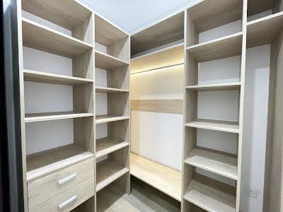 квартира по адресу с. Софиевская борщаговка, Мартинова просп., 20