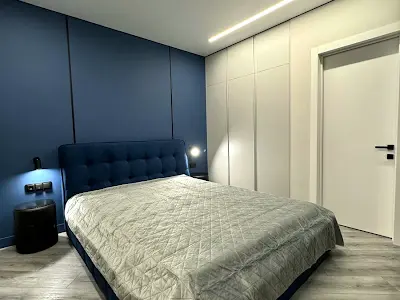 квартира за адресою Дніпровська набережна вул., 20а