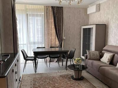 квартира за адресою Дніпровська набережна вул., 14-Б