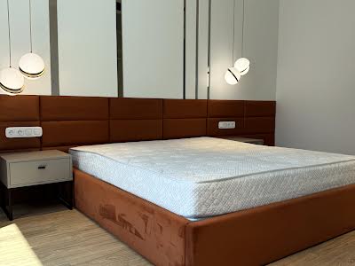 квартира за адресою Буслівська вул., 12
