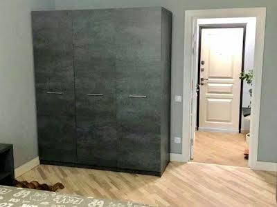 квартира за адресою Академіка Глушкова просп., 9е