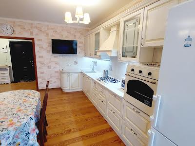 квартира за адресою Метрологічна вул., 9-В