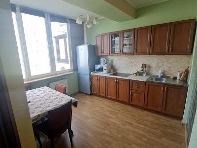 квартира по адресу Голосеевский просп. (40-летия Октября), 27