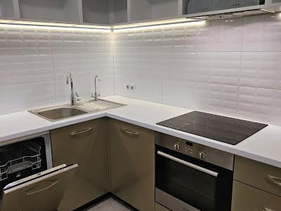 квартира за адресою Сім'ї Кульженків вул. (Петра Дегтяренка), 35
