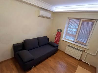 квартира по адресу Владимира Ивасюка просп. (Героїв Сталінграду), 19