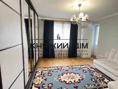 квартира по адресу Машиностроительная ул., 8