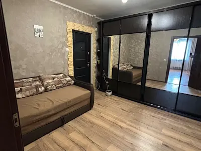 квартира за адресою Науки просп., 60-А