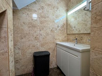 будинок за адресою с. Софіївська борщагівка, Курінна, 22г
