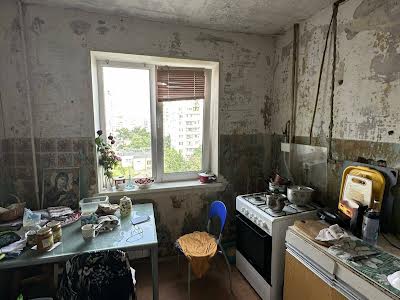 квартира по адресу Героев Днепра ул., 42-Б