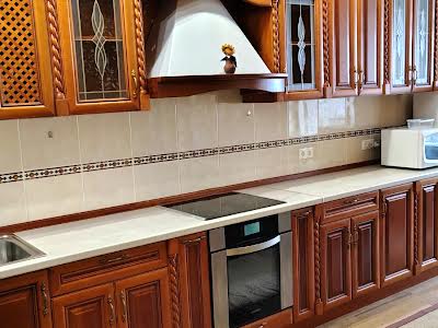 квартира за адресою Дніпровська набережна вул., 26-А