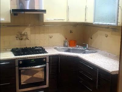 квартира за адресою житловий масив Тополя-2 вул., 28