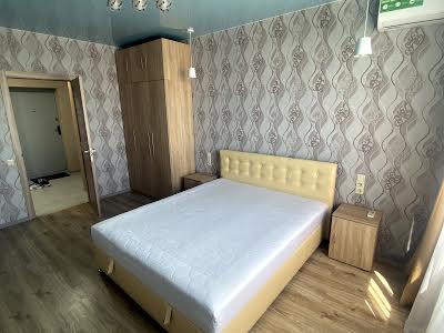 квартира за адресою Ревуцького вул., 40-В