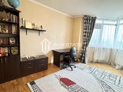 квартира по адресу Киев, Бориспольская ул., 4