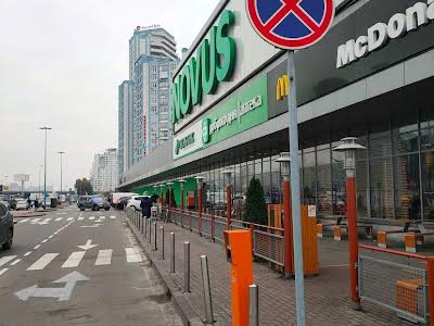 квартира по адресу Миколы Бажана просп., 1-М