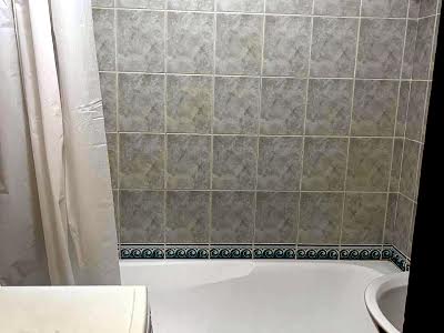 квартира за адресою Анни Ахматової вул., 15