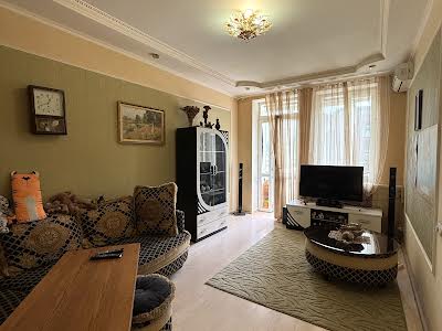 квартира за адресою Білоруська вул., 30