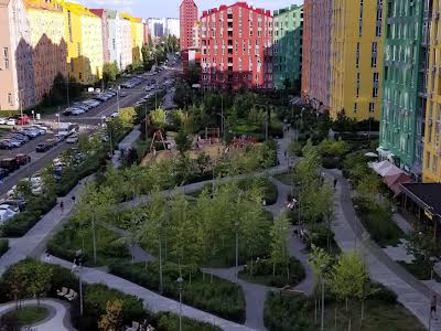 квартира за адресою Регенераторна вул., 4