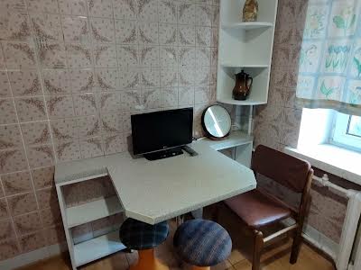 квартира по адресу Братів Зерових ул. (Червонопартизанська), 25