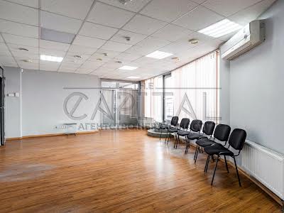 комерційна за адресою Тараса Шевченка бульв., 33