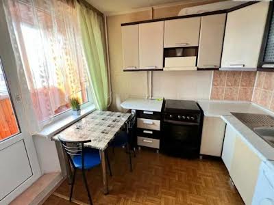 квартира за адресою Солом'янська вул., 23
