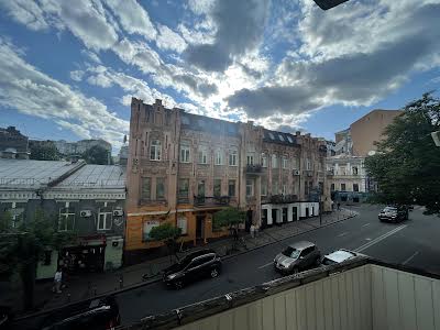 квартира за адресою Київ, Михайлівська вул., 18-А