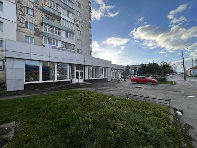комерційна за адресою вул. Перемоги, 54