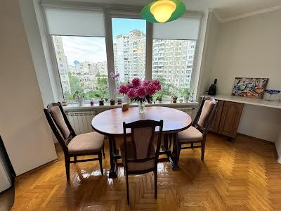 квартира по адресу Анны Ахматовой ул., 6