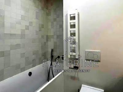 квартира за адресою Регенераторна вул., 4