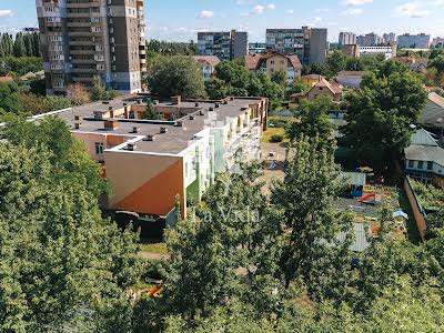 квартира за адресою Празька вул., 25/2