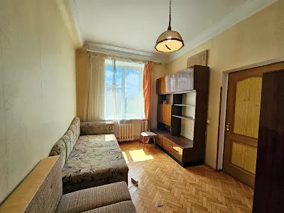 квартира за адресою Будівельників вул., 32/2