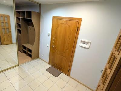 квартира по адресу Верховной Рады бульв., 14-Б