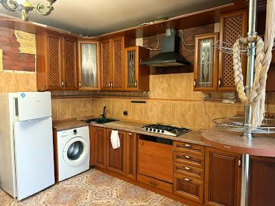 квартира за адресою Садова вул., 5-А