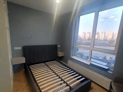 квартира за адресою Дніпровська набережна вул., 17