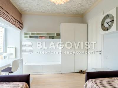 квартира по адресу Почайнинская ул., 70