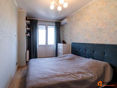 квартира по адресу Феодосийская ул., 3-В