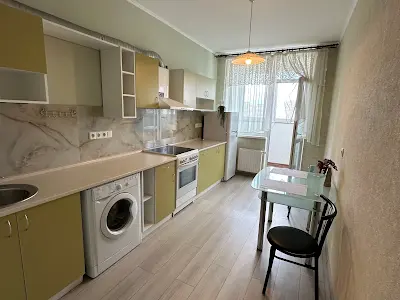 квартира по адресу Драгоманова ул., 2-Б