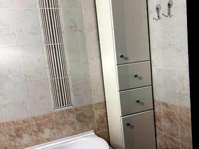 квартира за адресою Воскресенська вул., 12-Б