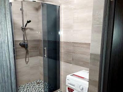 квартира за адресою Любомира Гузара просп. (Космонавта Комарова), 46-В